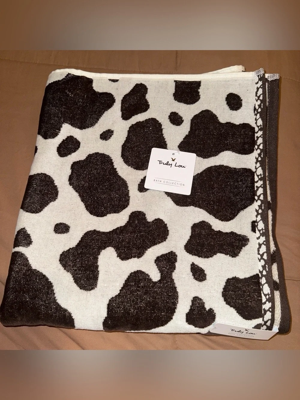 Trudy Lou Cow print hand towel set and matching Bath Towel #cowprint #western
